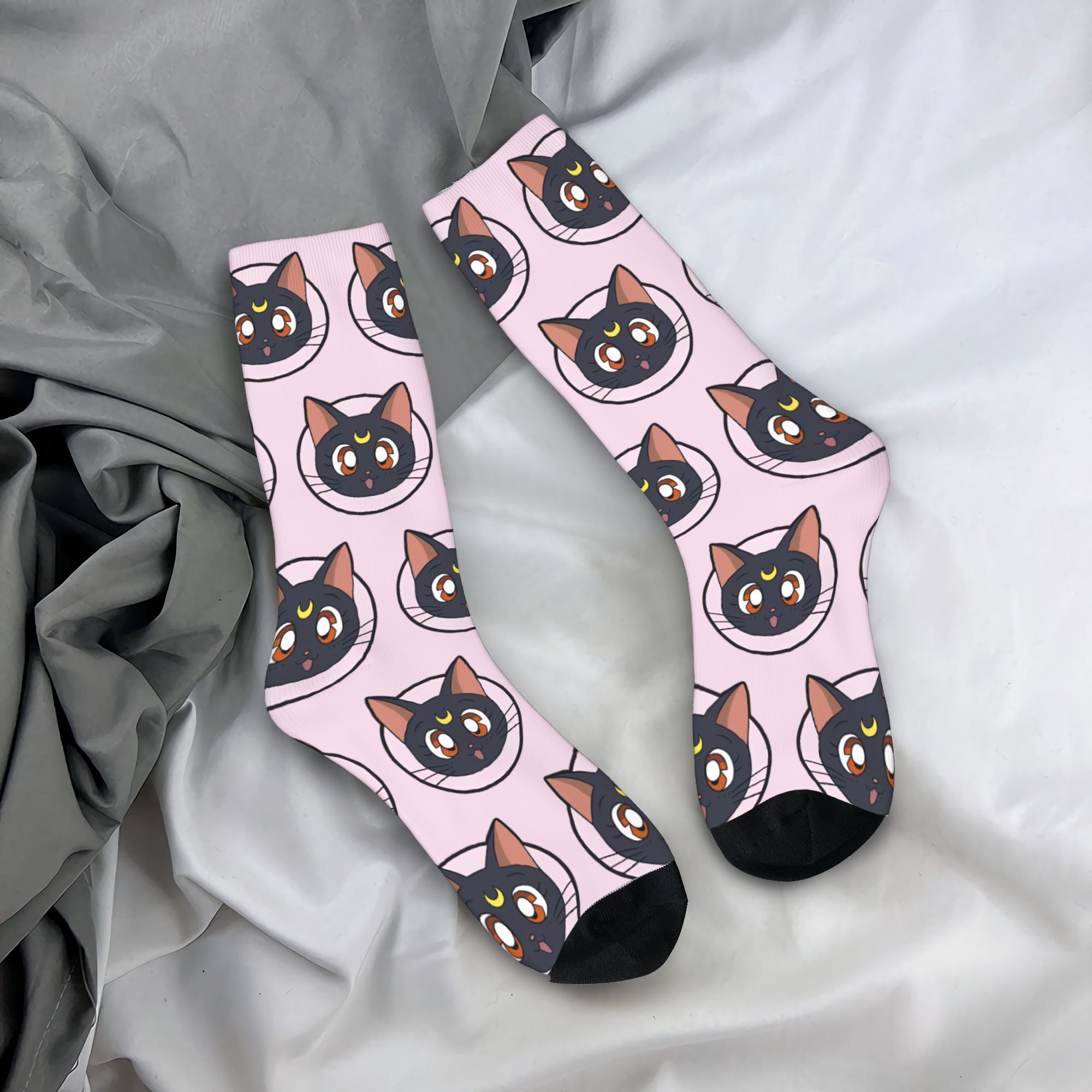 Anime Merchandise Dress - トレンディなユニセックスクルーソックスセーラーメーンズルナガールズアニメグッズ居心地の良い吸汗ドレスソックス