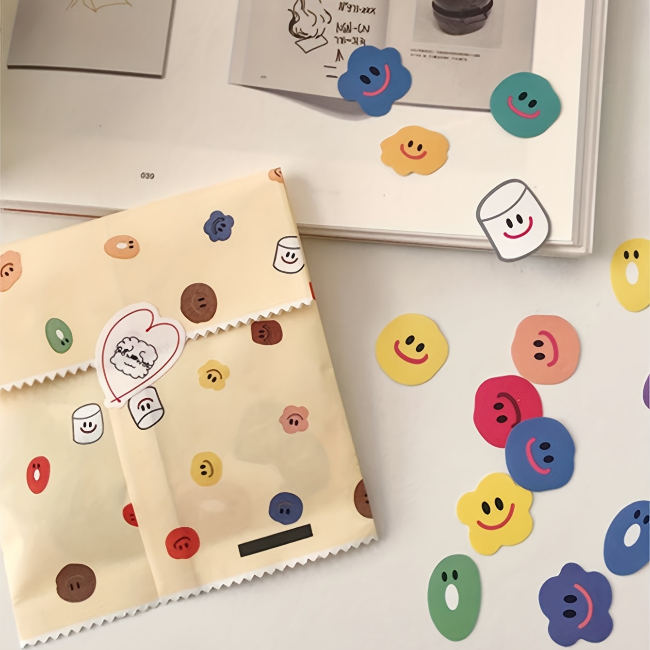 110枚入り シングルパック アニメ漫画 ラウンド型 マルチ - Sticker Sheet Set のレビューと価格